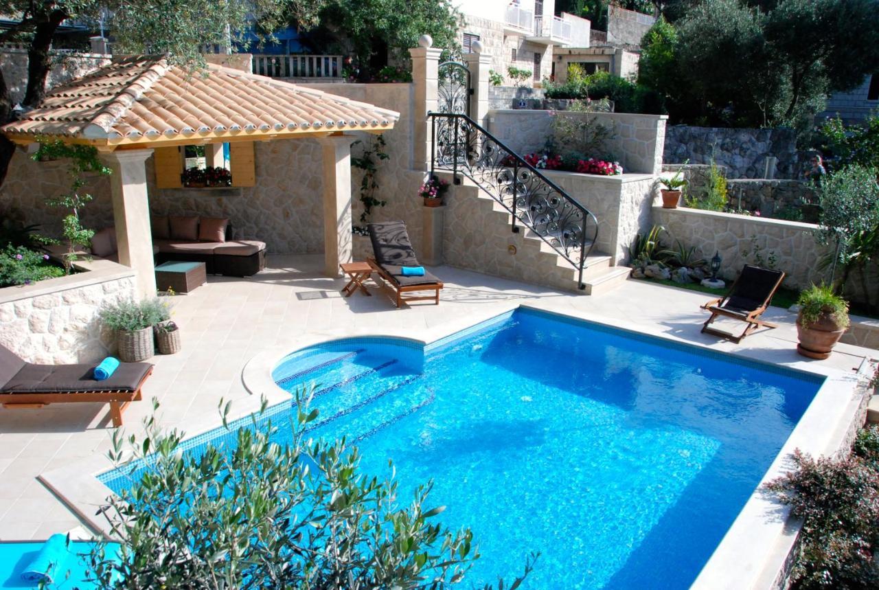 Villa La Perla ซัฟทัท ภายนอก รูปภาพ